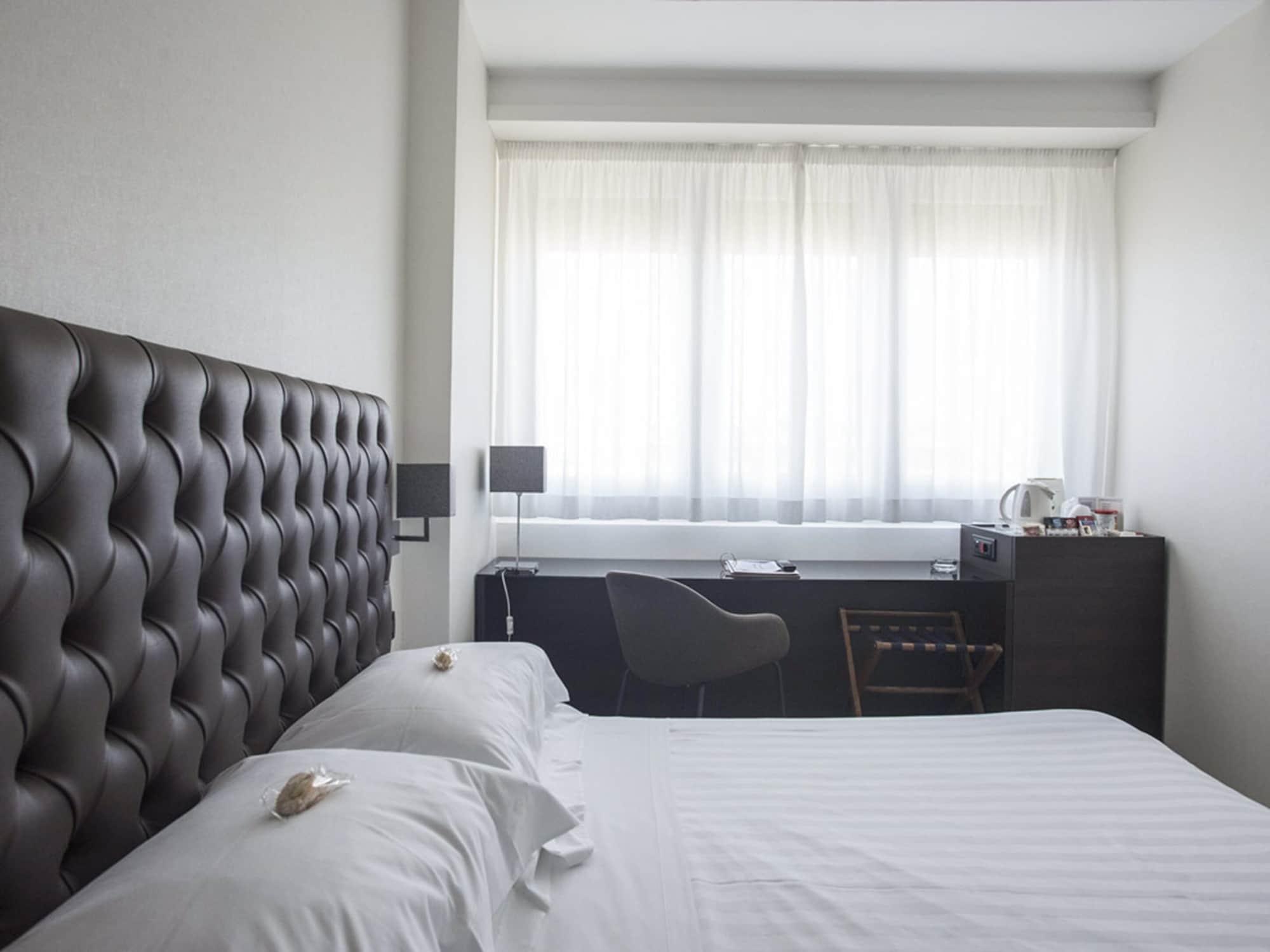 Hotel Plaza เปสการา ภายนอก รูปภาพ