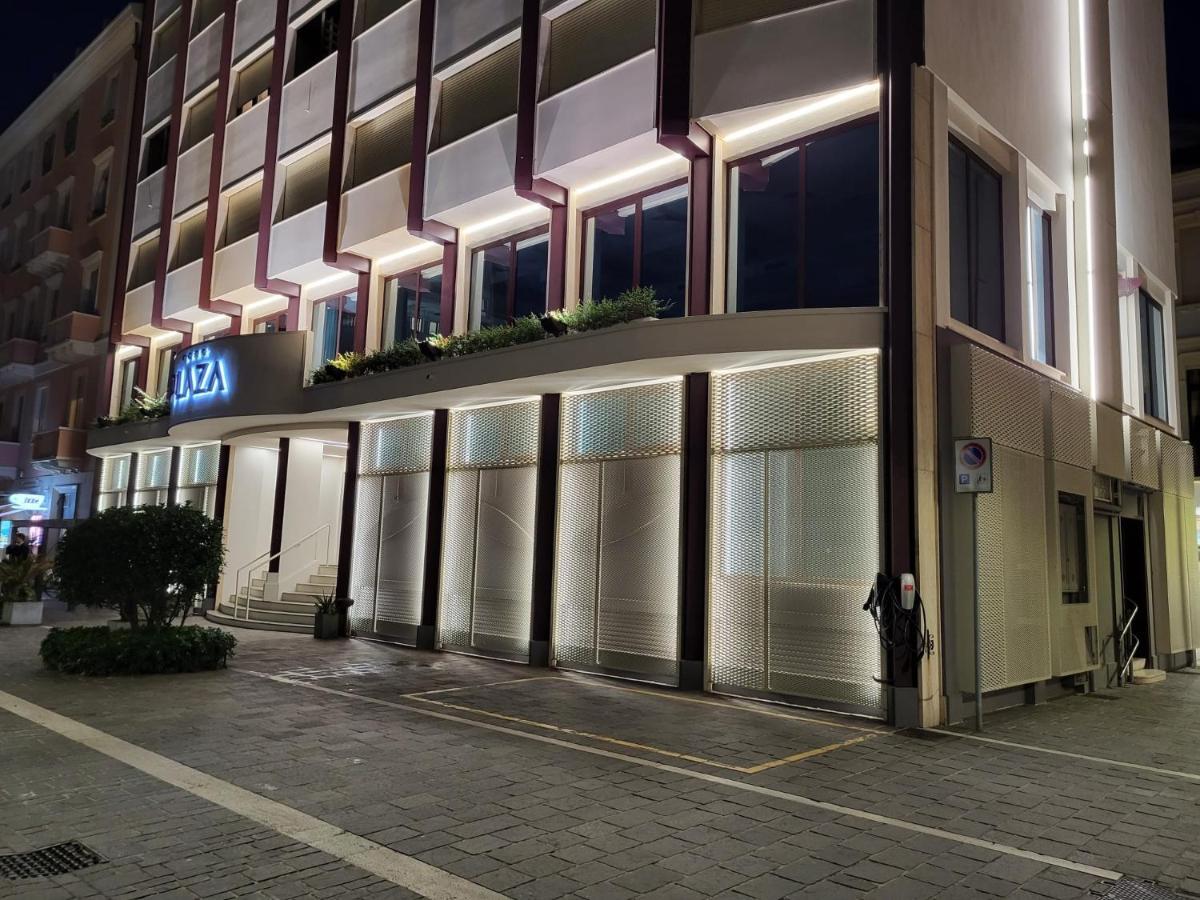 Hotel Plaza เปสการา ภายนอก รูปภาพ